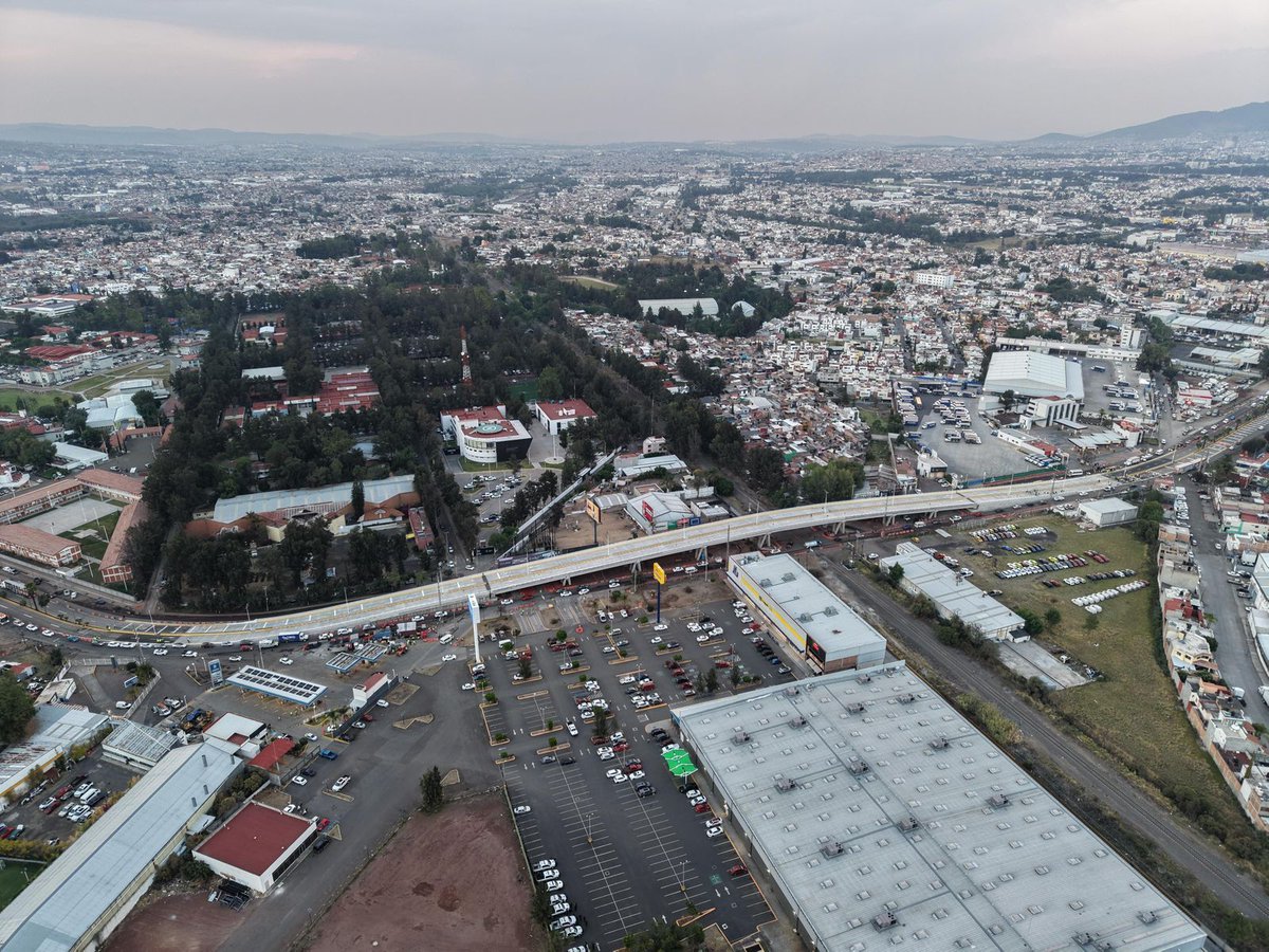 RebelionNews's tweet image. 🚗#Morelia Adiós a la espera

Con la apertura del Paso Independencia, más de 85 mil vehículos circulan sin interrupciones, eliminando esperas por el tren. #Infraestructura
