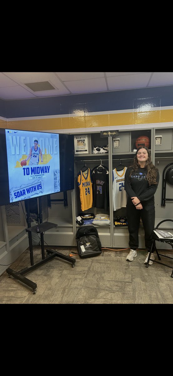 AllyeP15's tweet photo. After an amazing visit, I am extremely grateful to receive an offer from Midway University! Thank you Coach Gorby for believing in me.💙🏀 #AGTG @Kylee_Gorby @coachTaylorFSHS @_coachmalikmims @tonymcleod https://t.co/BrNrIvb719