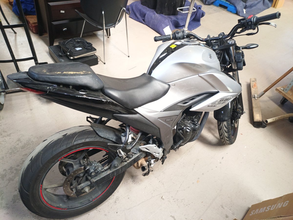 ThorntonAuction's tweet photo. 🚨 Police &amp; Others Auction — on now!  
Motorbikes, tools, tech, and stacks more.  
Hundreds of lots across every category — all starting low, all must go.  
📲 Bid now via Thorntons app or online at https://t.co/vpsneXfIZP  
⏰ Auction ends Thursday night
#Auction #Bid https://t.co/8EIdZz6r8z