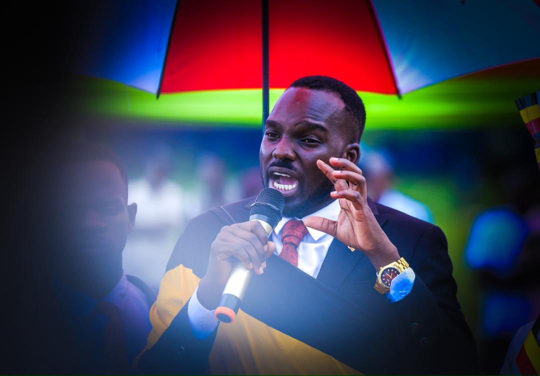 AkisoBenjamin's tweet photo. It is time to break the silence and demand bold, decisive leadership. Thank you @kyambogou for choosing  OKELLO JAMES as the 22nd Guild President.
#okello https://t.co/yXMxyMeUpA