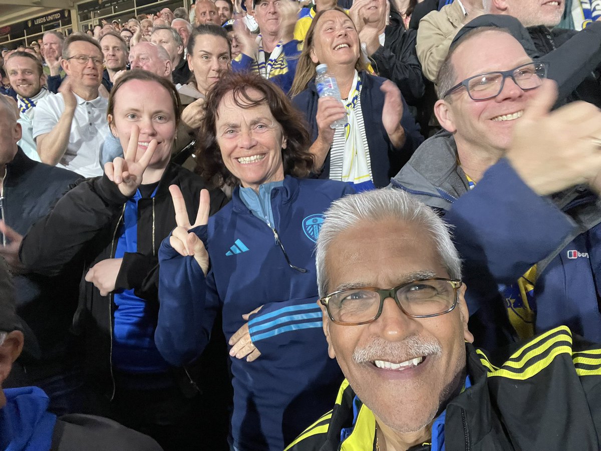 drmahendrapatel's tweet photo. Great come back by LEEDS UTD after Wembley
LUFC magic β bagging 3 points and now closer to Europe than we are to relegation!
Leeds United 3-1 Burnley
What a turnaround by the fabulous β#DanielFarke #Lufc #MOT
#LEEBur
@LUFC @Waccoe1919 @nickpbthomas https://t.co/VXU3bwHtCu