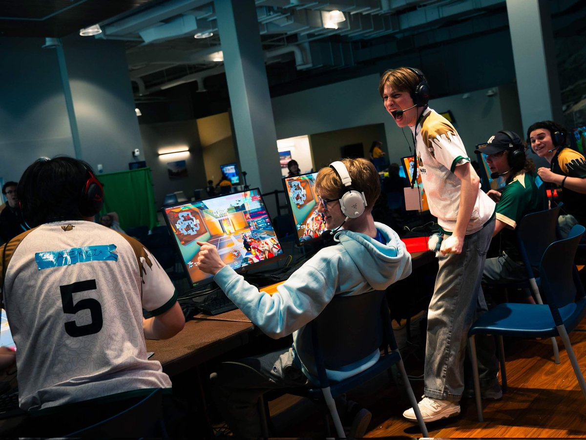 College Esports News 🔥 tweet media