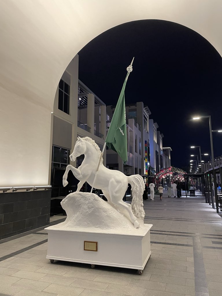only_hc1's tweet photo. مقطتفات من رحلتنا للشرقية. 🥸🕴️

#SIPHA26 #Dammam https://t.co/OdWwKpQNe6