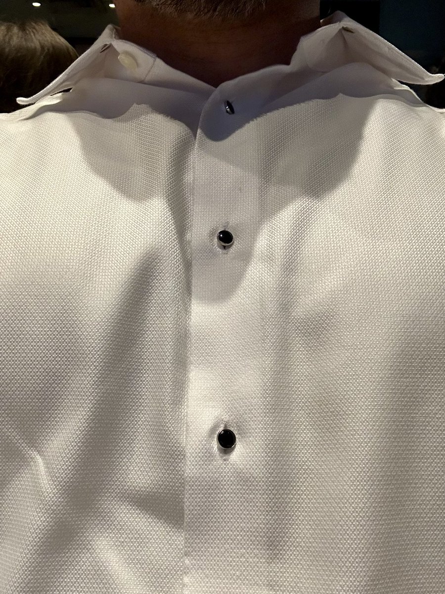 Observe my immaculate tux shirt after dining at an Italian restaurant  before the show. I live dangerously. Please clap.