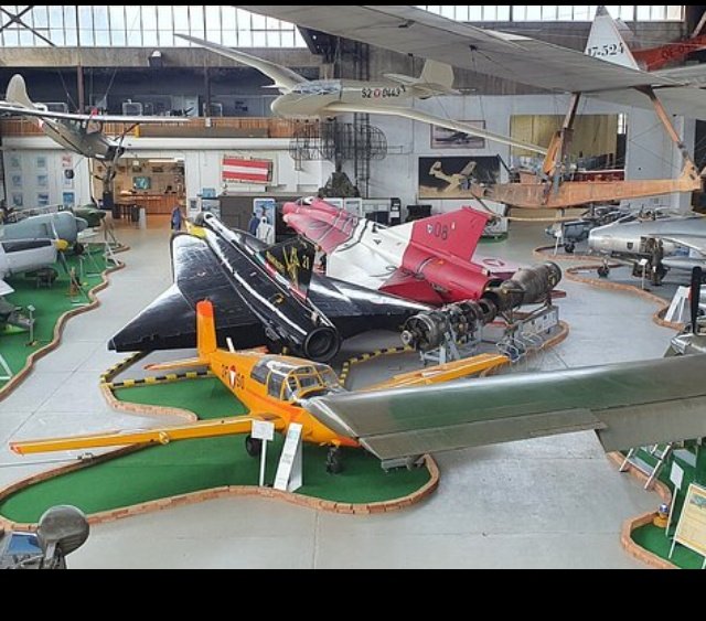nite103's tweet photo. ピットロード　コンテスト
1/144 飛行機ジオラマ
どうしても作りたかったドラゲン
オーストリア航空博物館の展示
これを模型で再現してみます

#144スケモ #ピットロード https://t.co/dqQ2GcEEDZ