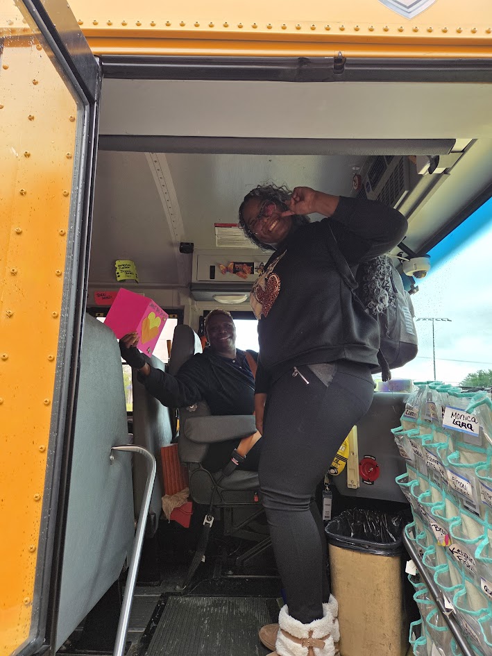 LamarTISD's tweet photo. A shoutout to our "wheely" great school bus drivers who go the extra mile for our students every day! π·
#schoolbusdriverappreciation https://t.co/l03HhnEsDo