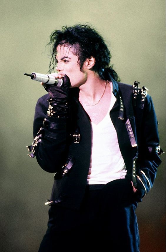 michael jackson daily pics 👑 tweet media
