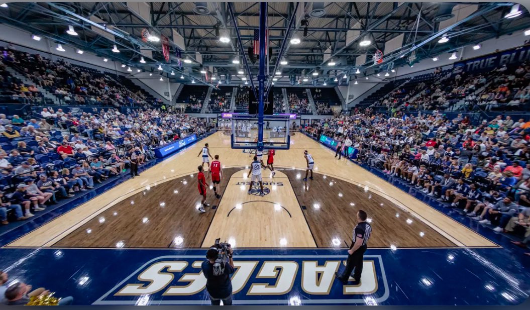 ElidjahSavane's tweet image. After a great conversation with @coachkhart and @GSCoach_Charlie and the coaching staff, I’m blessed to receive a Division 1 offer from Georgia Southern Eagles🙏🏾

Thankful for the opportunity. Al hamdoulilah 🙌🏿🙌🏿

#D1Offer #CollegeBasketball #JucoProduct #NextLevel #Recruitment