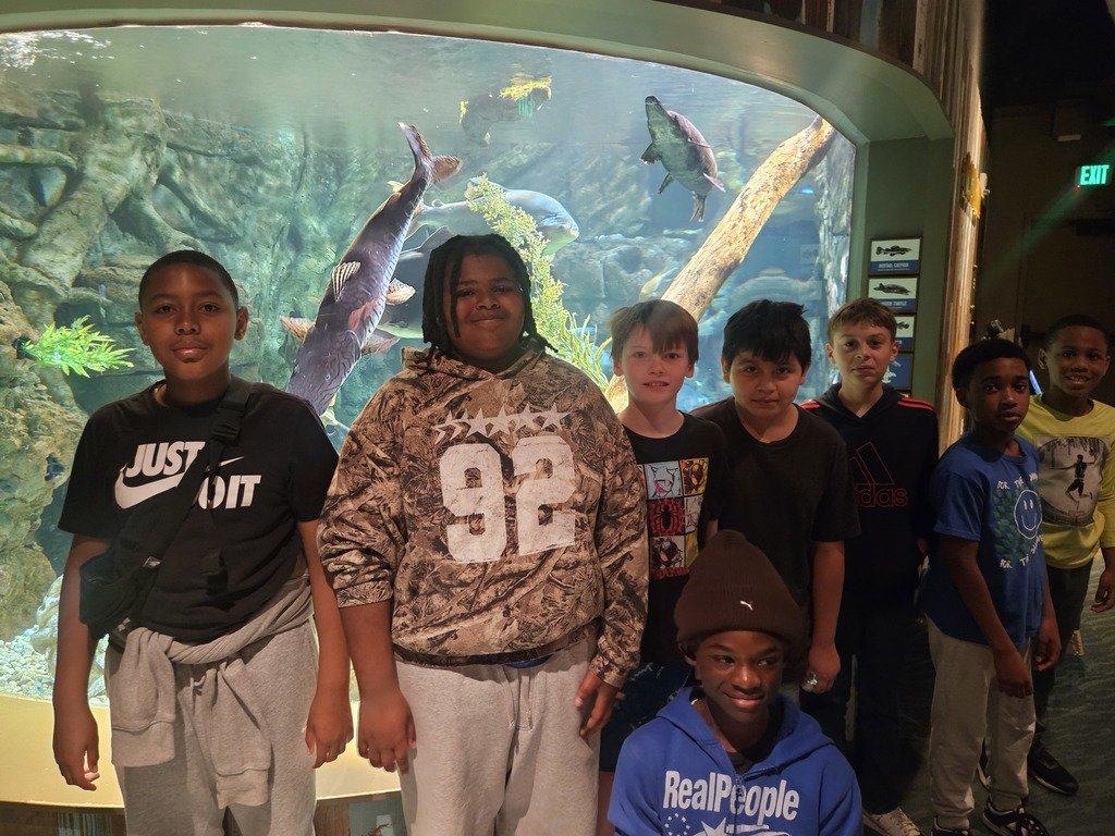 pwh105's tweet photo. 5th Grade Field Trip Fun!! https://t.co/DD1IYEktsm