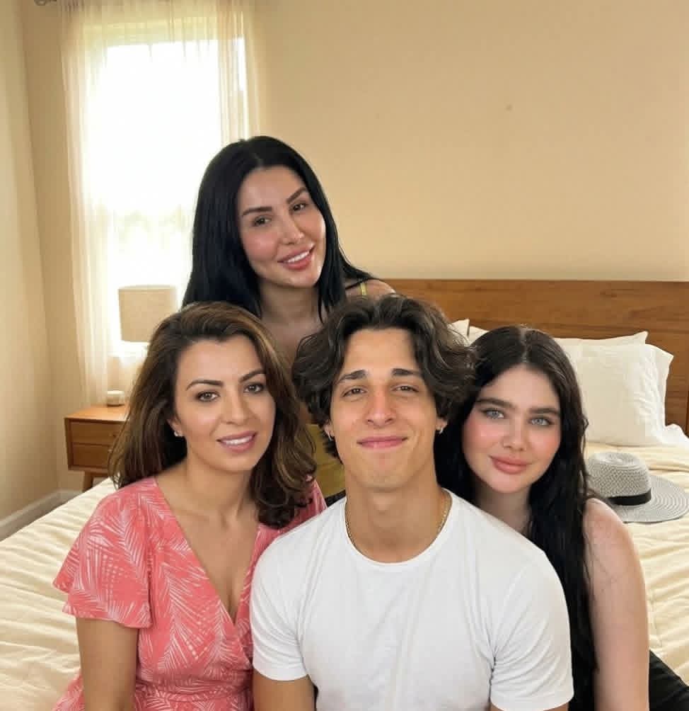 سكس دياثه ومترجم tweet media