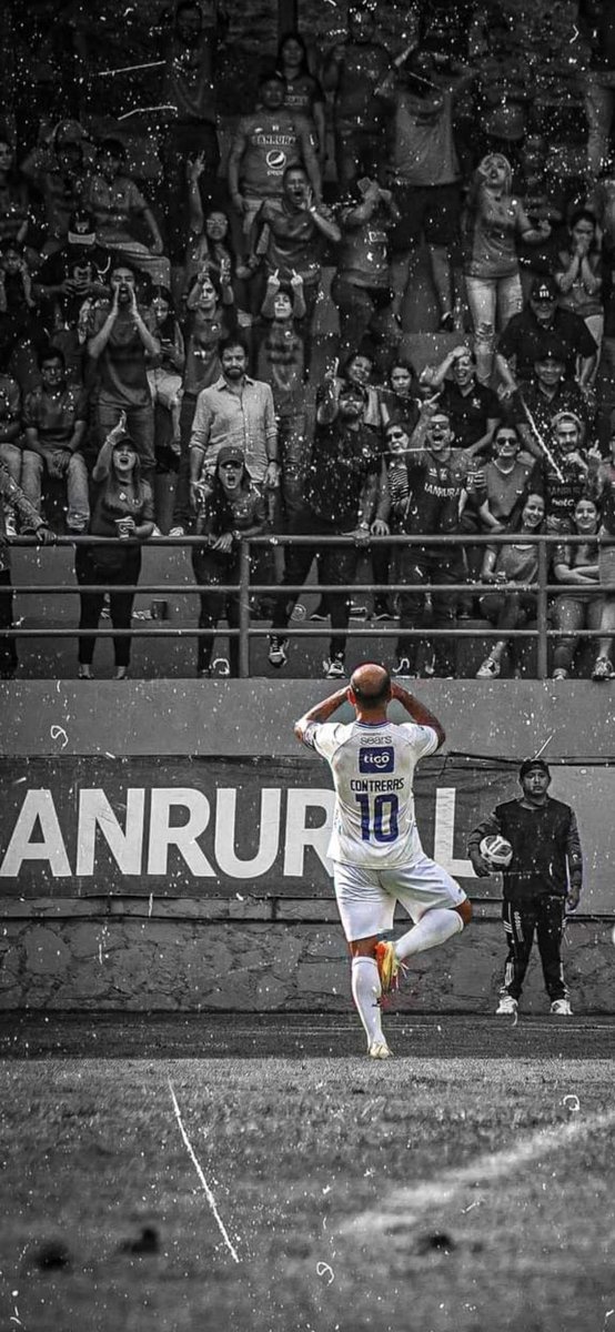 CremasTot2's tweet photo. Se nos va el MÁXIMO ÍDOLO d COMUNICACIONES 👻 y MÁXIMO VIOLADOR d mucocipal 👺! Se va el último 10 d Guate, GRACIAS TOTALES @josemc10 x tu amistad, incluso x las discusiones, pues al final el objetivo n común se logró, el darle GLORIA al club y q no le quedará nada a los roJOTOS! https://t.co/yYVwi140zV