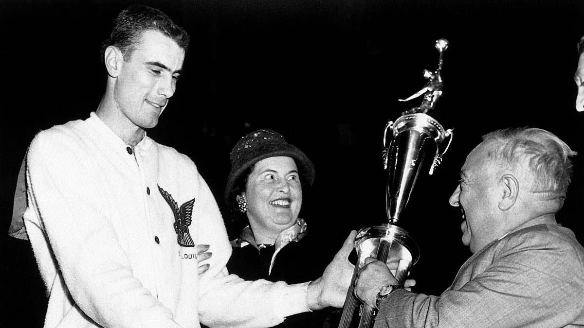 OnceDribble's tweet photo. New OUD Notebook episode COMING NEXT WEEK:  What does it mean to be MVP of the NBA?

I'm diving deep into MVP history to analyze how we have decided the award over the years. 

Team success trumps all? Best carry job? Best narrative? Whose advanced stats look the best?

Be ready! https://t.co/Isw8hNIkOu
