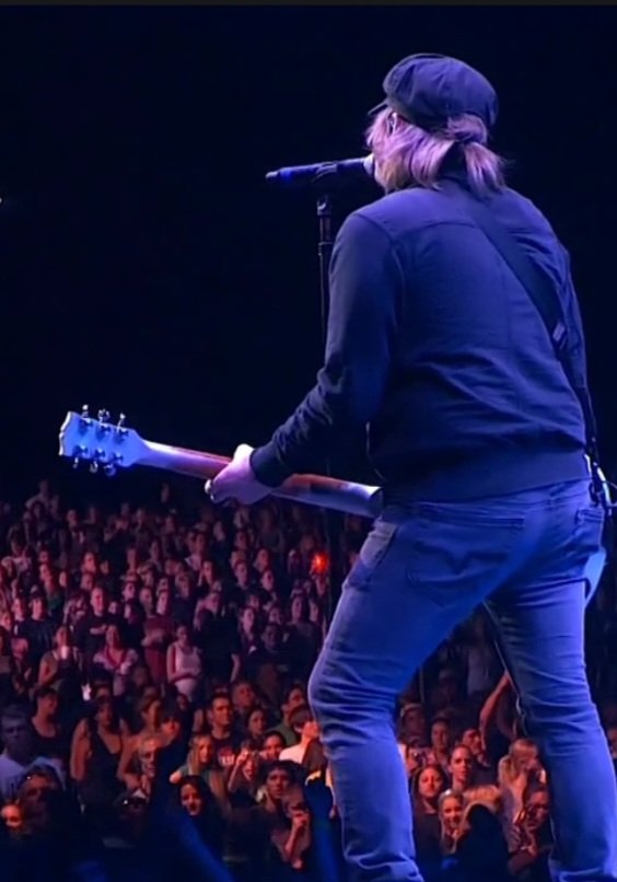 patrick..live.. un phoenix 🤤