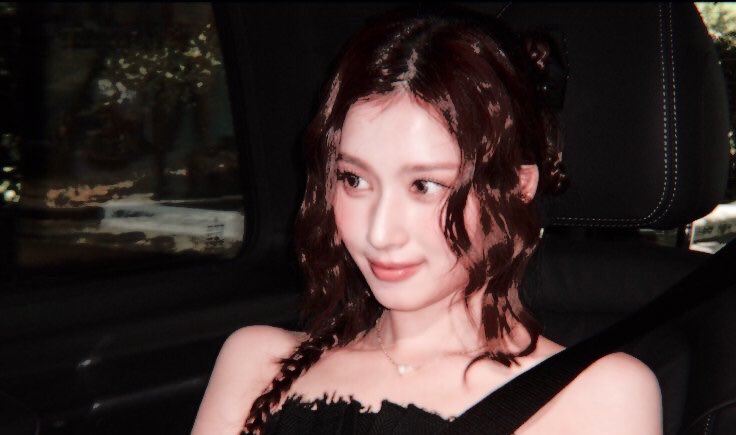 spazaghetti's tweet photo. ㅤ ㅤ

ㅤ          ㅤ      𝐓here ıs beαutч ın pαın . . .
ㅤ          onlч those 𝚆ho bleed trulч understαnd .

ㅤ ㅤ https://t.co/TiuycSHt7K