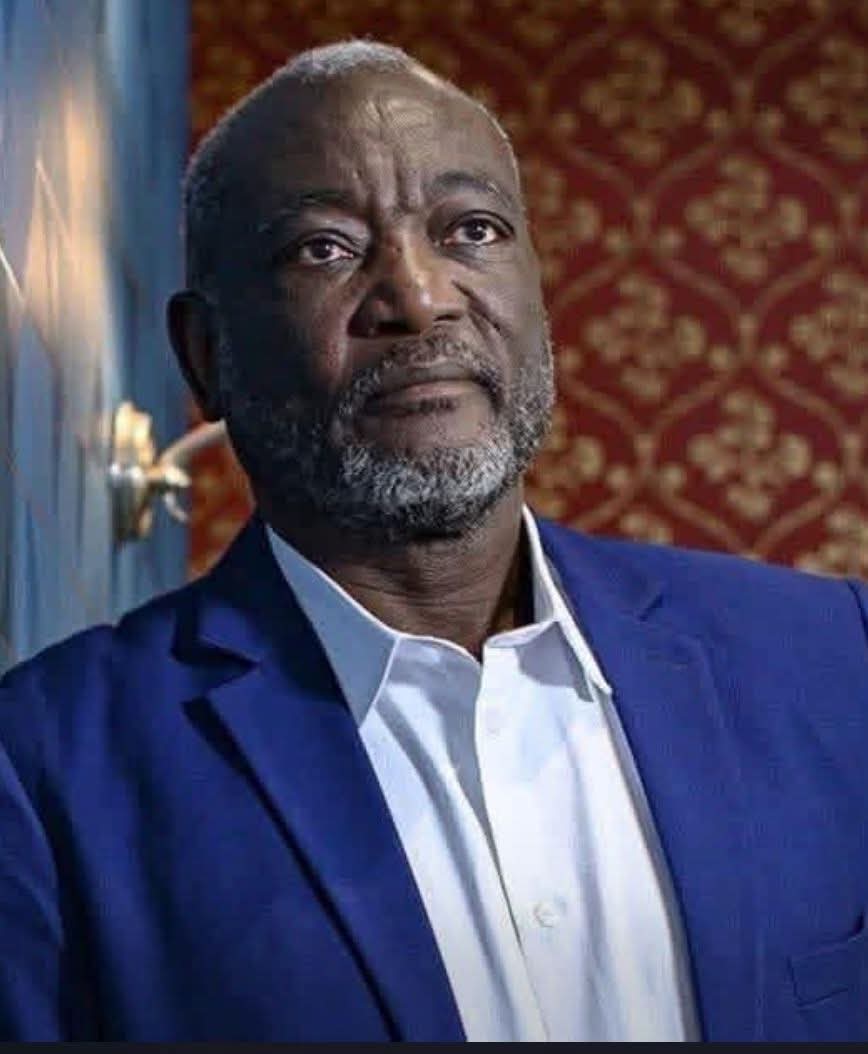DelphineSankara's tweet image. 🔴Mali🇲🇱/Le bandit terroriste @DrOumarMariko est désormais recherché par la justice malienne.

Si la France🇫🇷 (@Elysee souhaite qu'on libère l'agent de la DGSE #Yann_V. détenu au Mali🇲🇱 depuis le 14 août 2025, @EmmanuelMacron doit échanger à  @OumarMariko et @konate90....