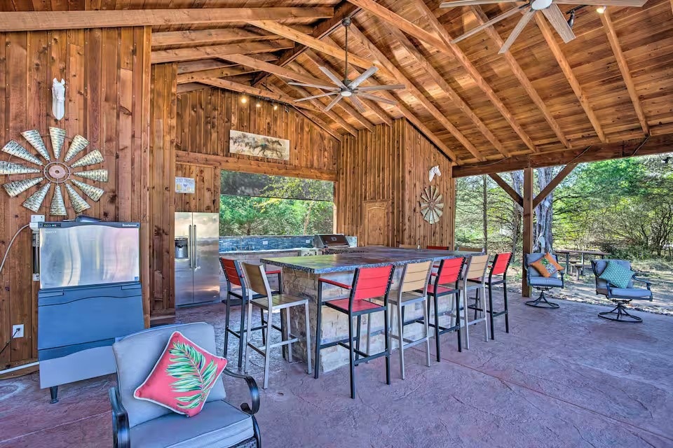 TERRELL, NORTH TEXAS. 12.9 acres. 5/3.5 open concept home. Pool, outdoor kitchen, fireplace, seating area &amp; bar, bath w/shower. 4-stall barn. Workshop. RV hookup w/30 amp service. Also available furnished. $6/MO #txhorseproperties #terrelltx #northtexas tinyurl.com/12003Terrell