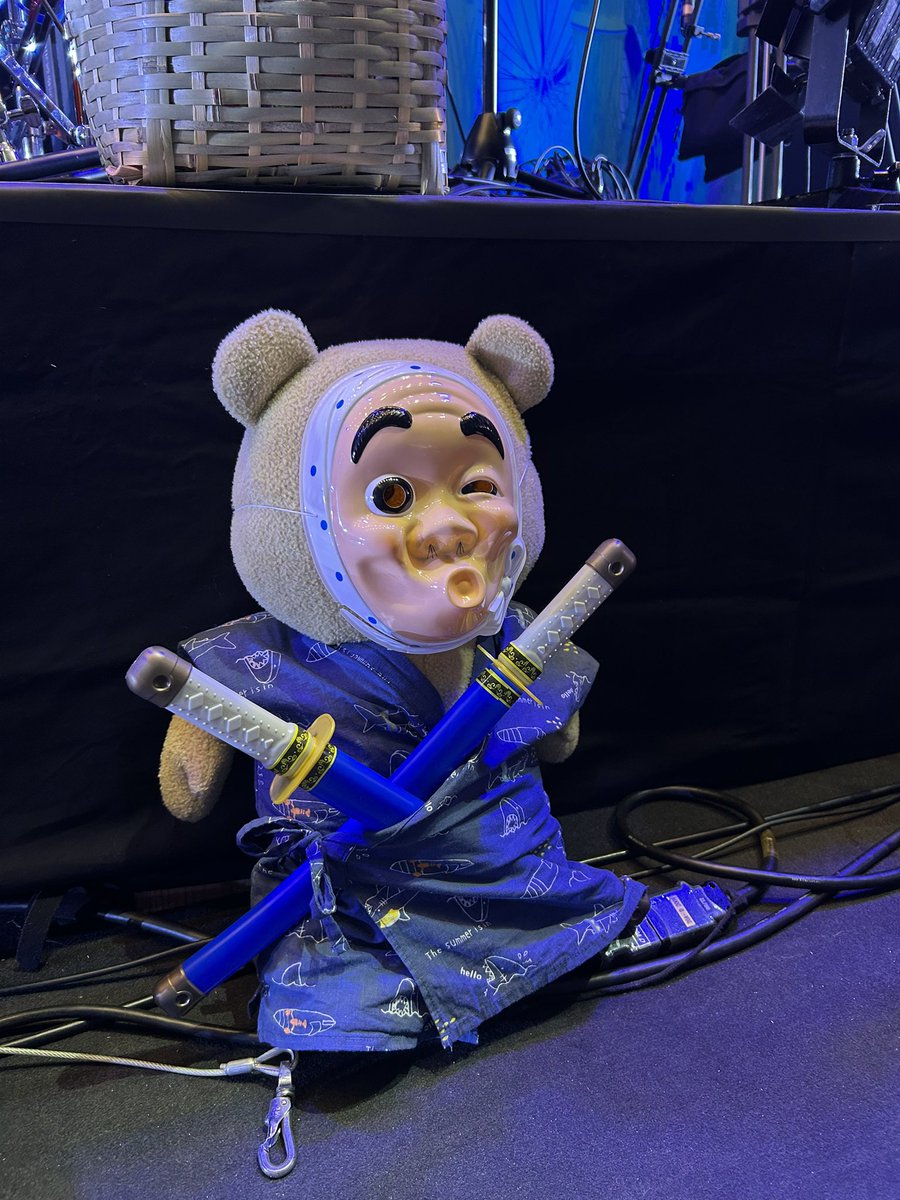 SKALLHEAD's tweet photo. うちの子、地味に刀2本に増えたのきづいた？
#色々な十字架フィフスワンマン https://t.co/i2mGVTfoxT