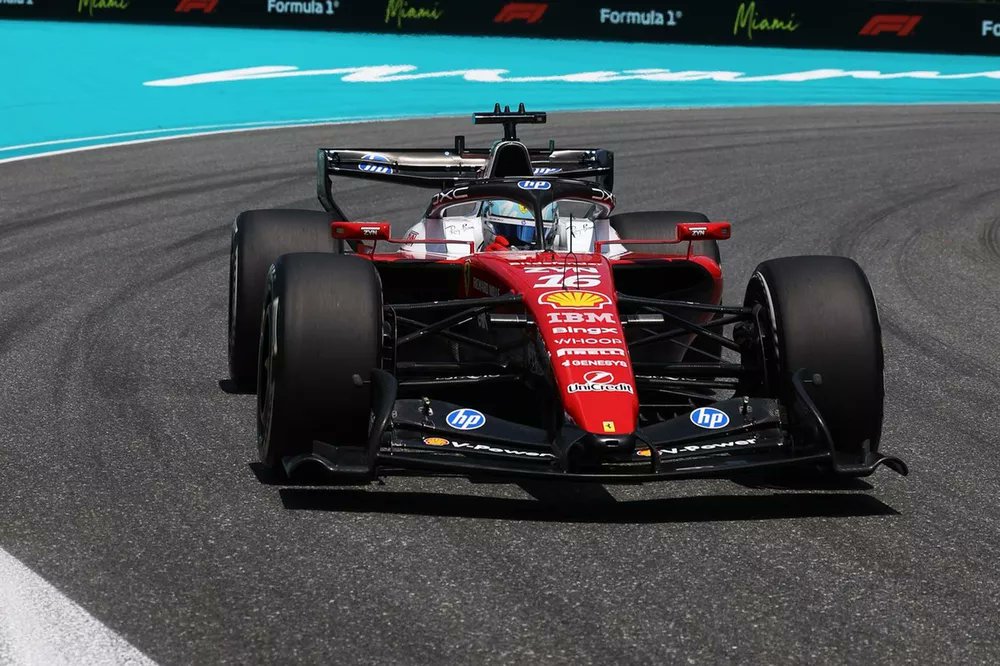 Charles Leclerc in SQ3 was less than 1 tenth faster than his best SQ2 time 😬

Difference from SQ3 to SQ2
Leclerc: -0.094s
Colapinto: -0.207s
Hamilton: -0.223s
Hadjar: -0.328s
Piastri: -0.398s
Russell: -0.410s
Gasly: -0.499s
Verstappen: -0.632s
Antonelli: -1.118s
Norris: -1.497s