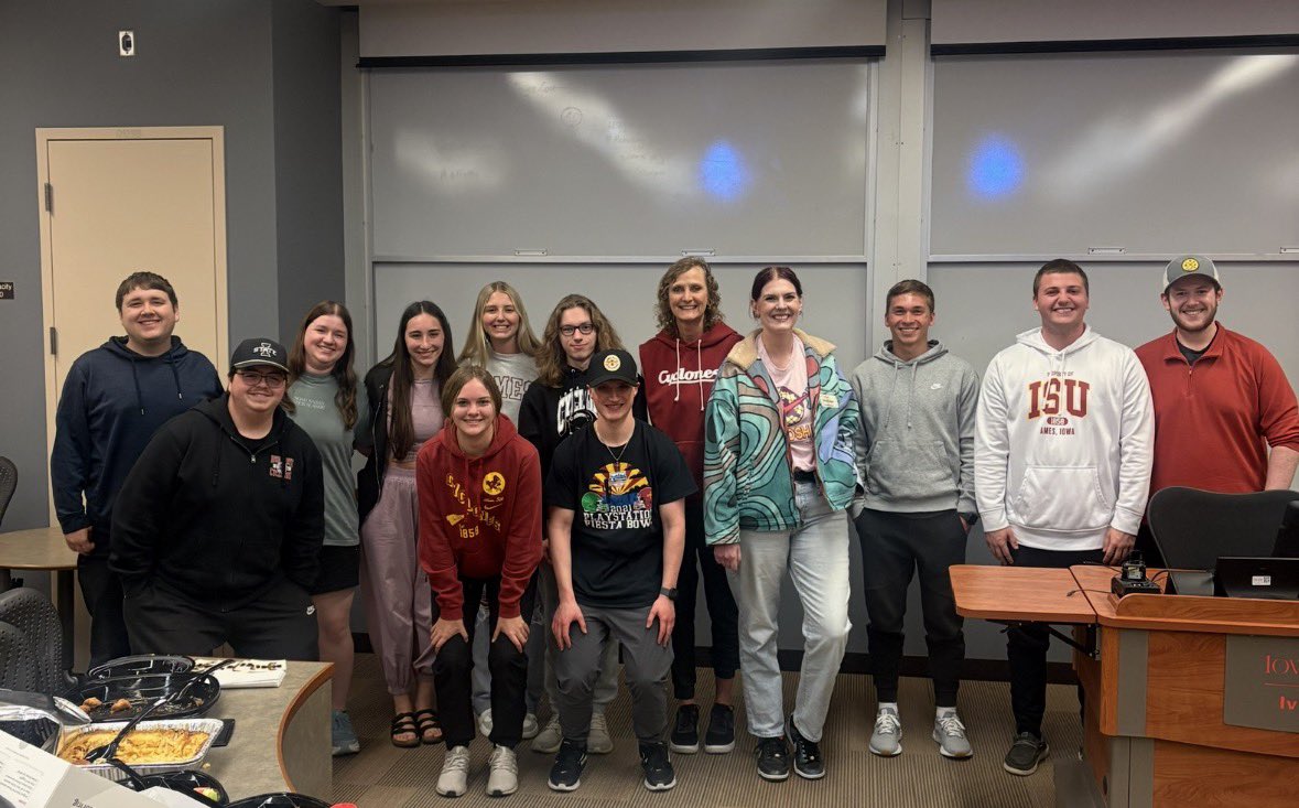 isucyclone's tweet photo. Big thanks to @ISUSBC for welcoming @jsteyz &amp; I this week. Young people with bright futures ahead - love to see their passion for sports and eagerness to learn about different professions. Appreciate the invite! https://t.co/8hZRAk71gl