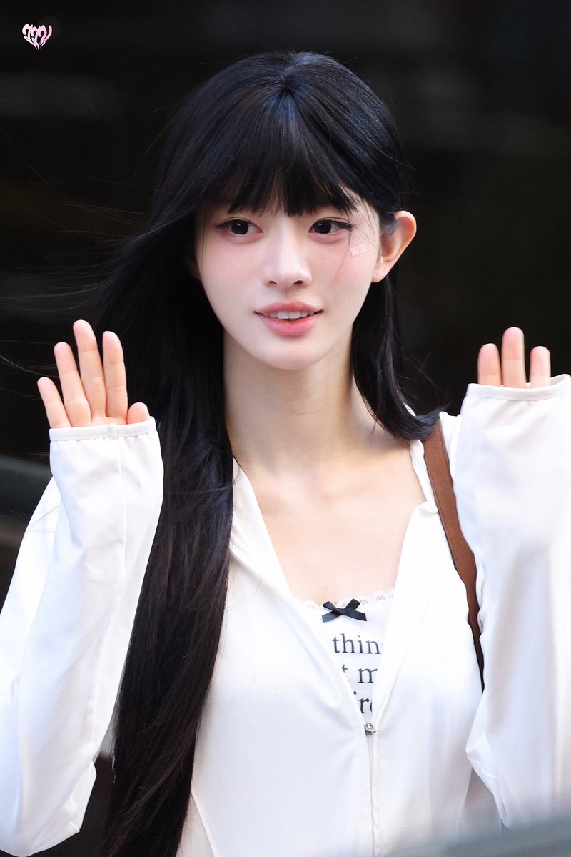 minju pics tweet media