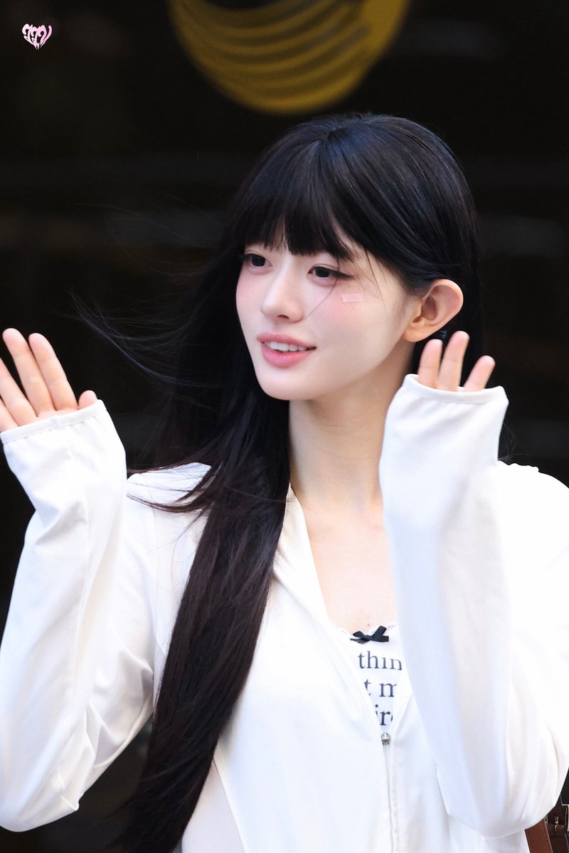 minju pics tweet media