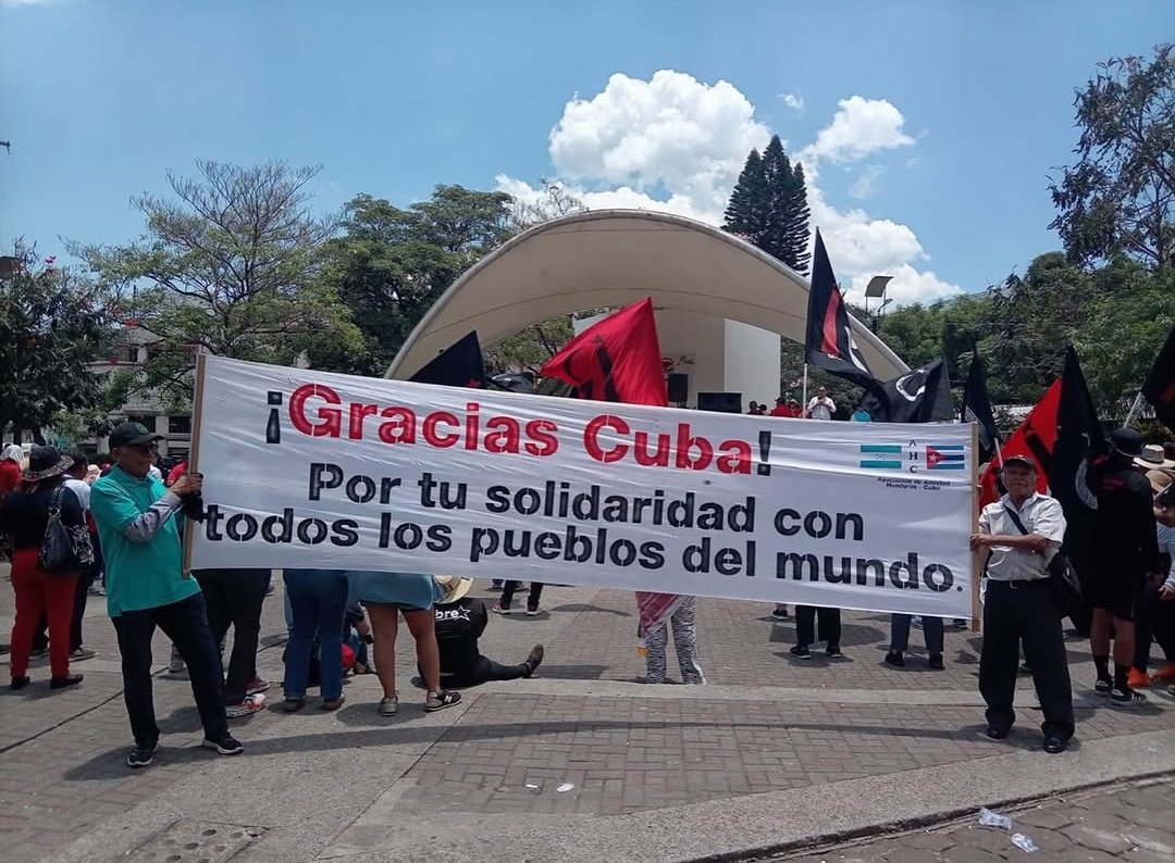 Embajada de Cuba en Honduras tweet media