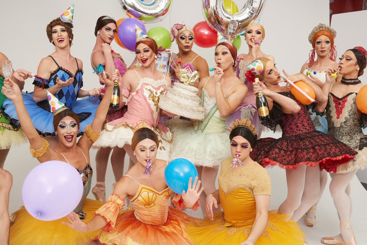 TRH_Ireland's tweet image. #DANCE #REVIEW Les Ballets Trockadero de Monte Carlo @BGETheatre "the applause is thunderous"🌟🌟🌟🌟
thereviewshub.com/les-ballets-tr…