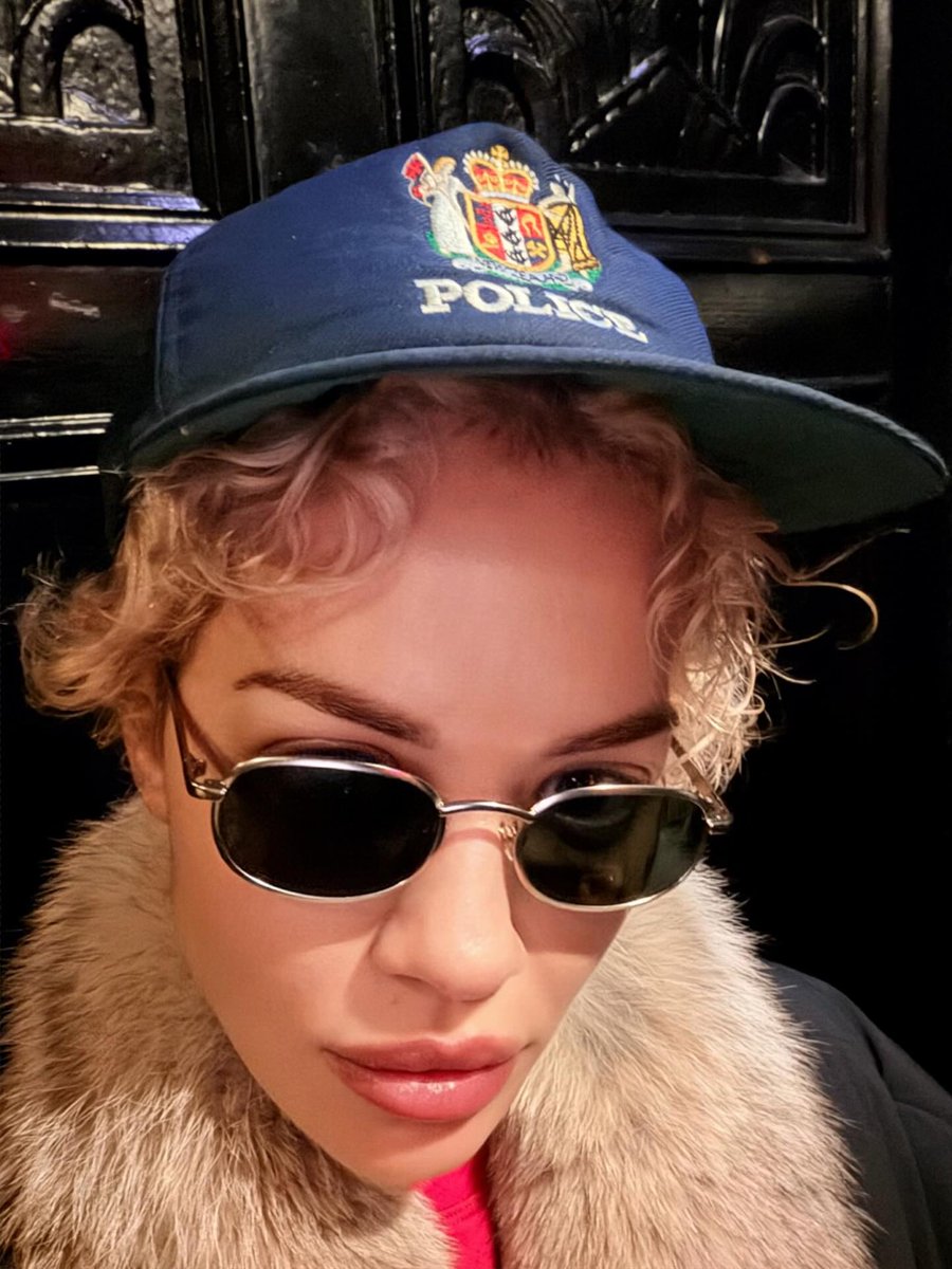 Rita Ora tweet media