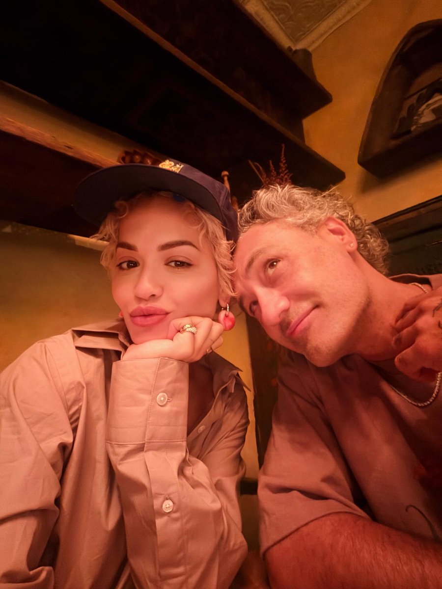 Rita Ora tweet media