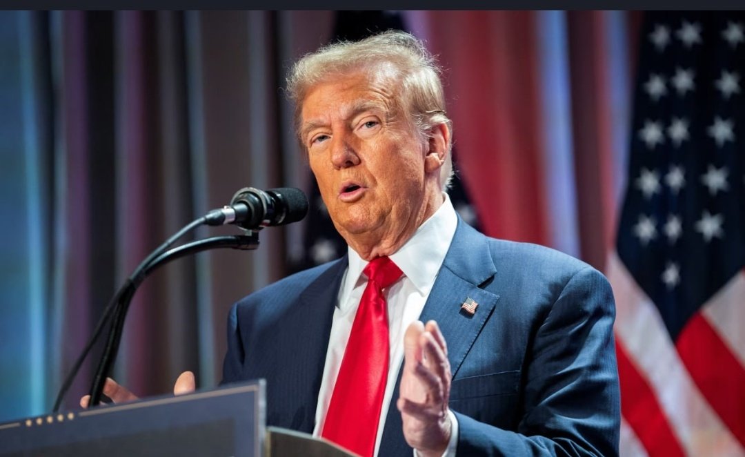 turusilhami's tweet photo. Şımarık, kibirli ve azgın Trump haddini aşmayı bırak kendine gel birgün mutlaka hesaba çekileceksin. https://t.co/v6huwPkpO1