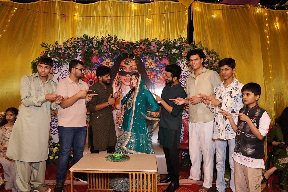 tradergentlem's tweet photo. [Part 1] Congratulation Meri Pyaari Choti Behen Alnisha &amp; Danish🥰✨
Aap Dono Humesha Saath Khush Rahe, Khoob Tarakki Kare &amp; Alnisha The Mentioned Song Is Not Just A Song Ye Hum Sabki Dua Hai Aapke Saath- Always Be Happy Beta We Are Always With You &amp; Danish😘 https://t.co/anBw0mumlo