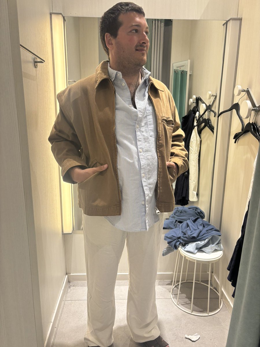 HectorDelPat's tweet image. Idea de outfit para el futuro.

Luego dirán que no tengo “energía masculina” 😏😏😏😏

#me #shopping