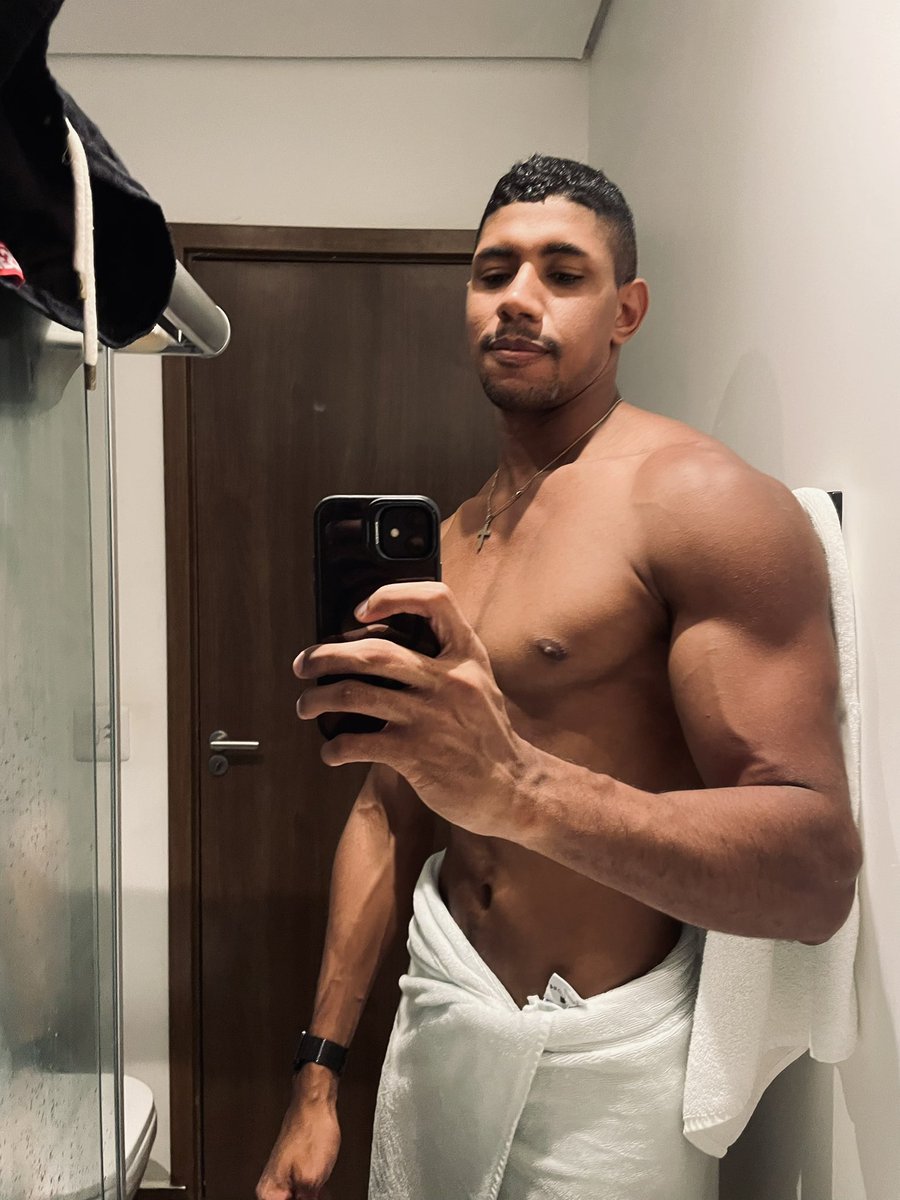 Luis tweet media