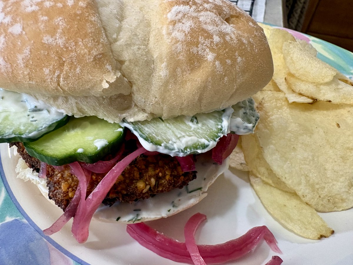 Falafel burger night around here, with a creamy dill sauce and red pickled onions too.  Delish!