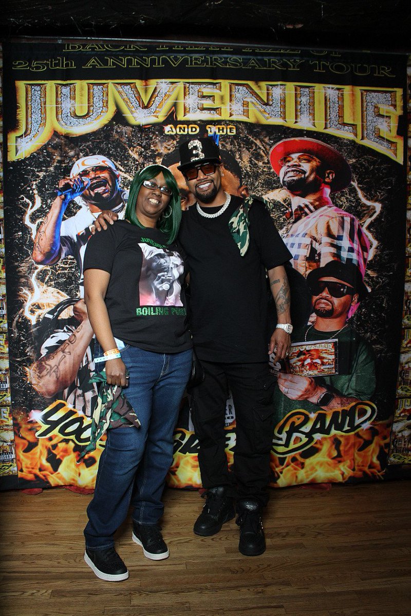 Musikque's tweet photo. I finally got my photo @juviethegreat https://t.co/zeDAhMu3l1