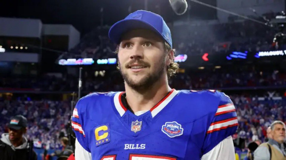 SleeperBills's tweet image. Predict the Buffalo Bills record next season 🤔 #BillsMafia