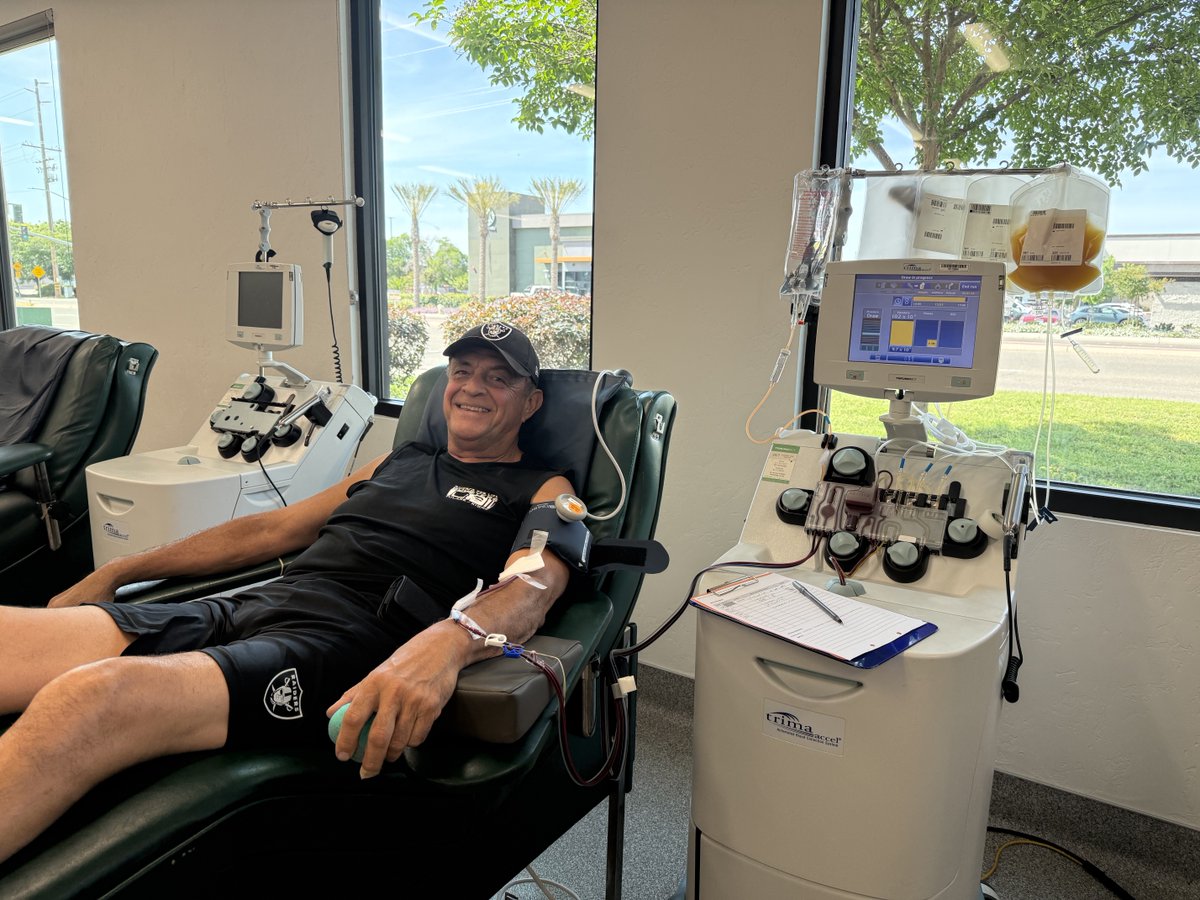 Back at my usual Friday spot the Visalia Central Calif Blood Center where I just donated my biweekly Triple Platelet donation. We have a great team here at the Visalia CCBC @cenCAbloodcenter  This weekend please consider Giving The Ultimate Gift, The Gift Of Life 🙌🏼💪🏼🩶🖤❤️ #R4L