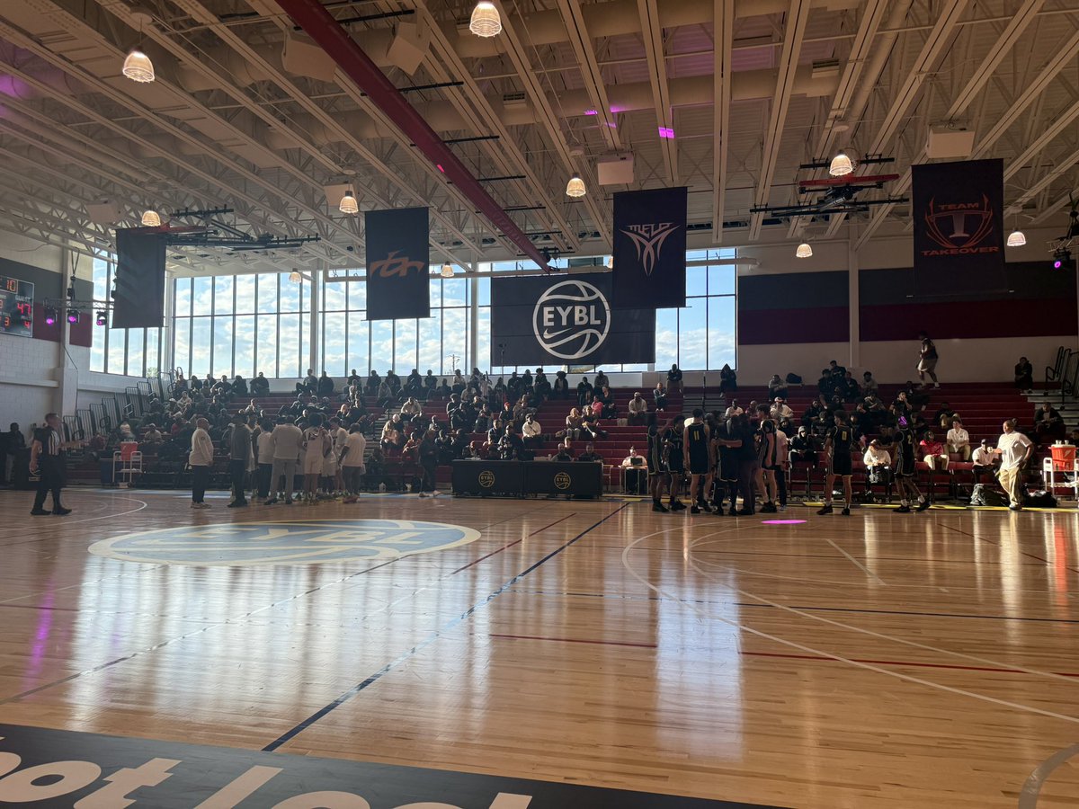 Capitol Hoops tweet media
