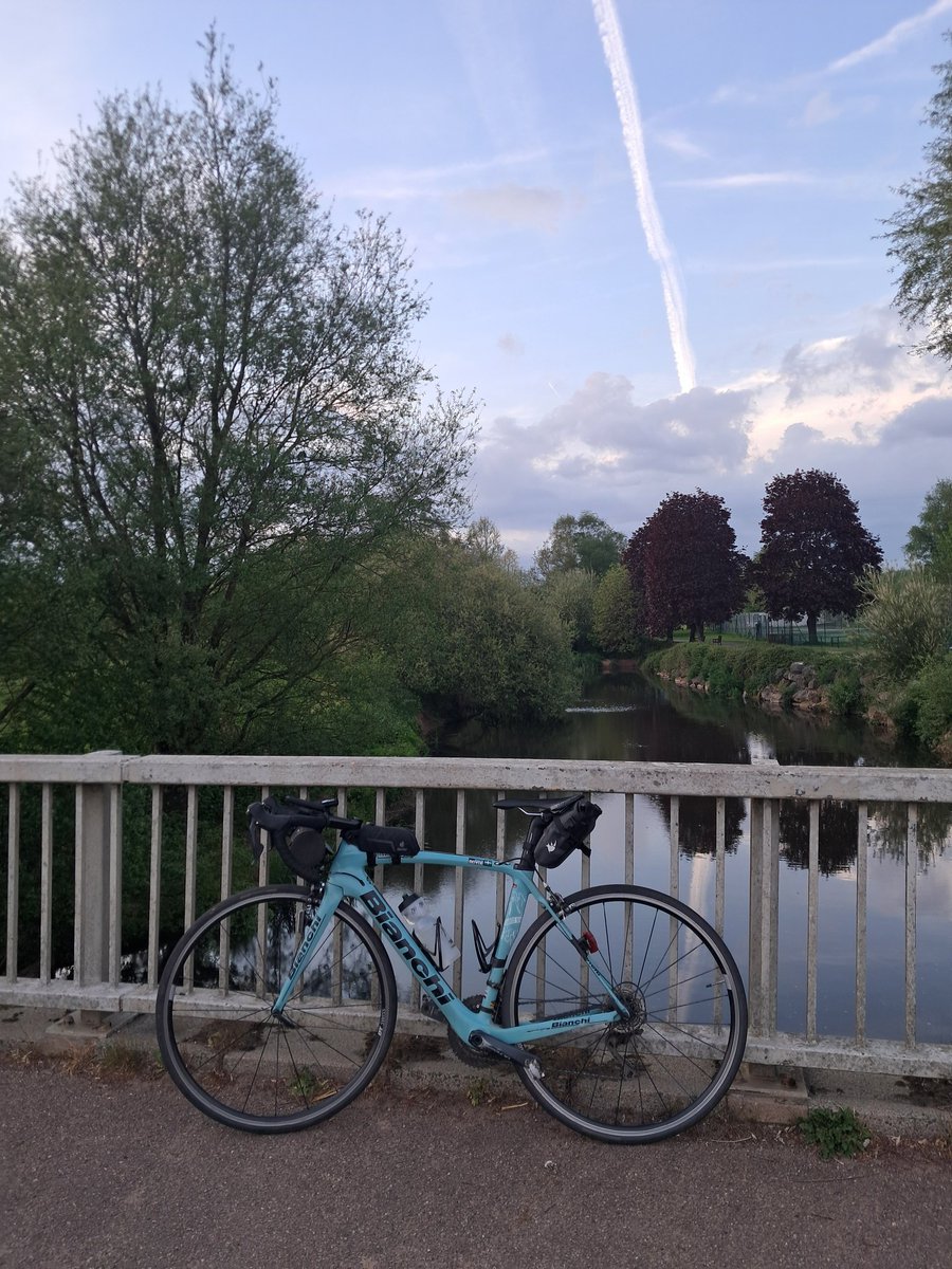 CB_cycles's tweet image. Just enough time this evening for a short ride to Tipton St John and back to kick off #ActiveEveryDayInMay 🚴‍♂️
#cycling
