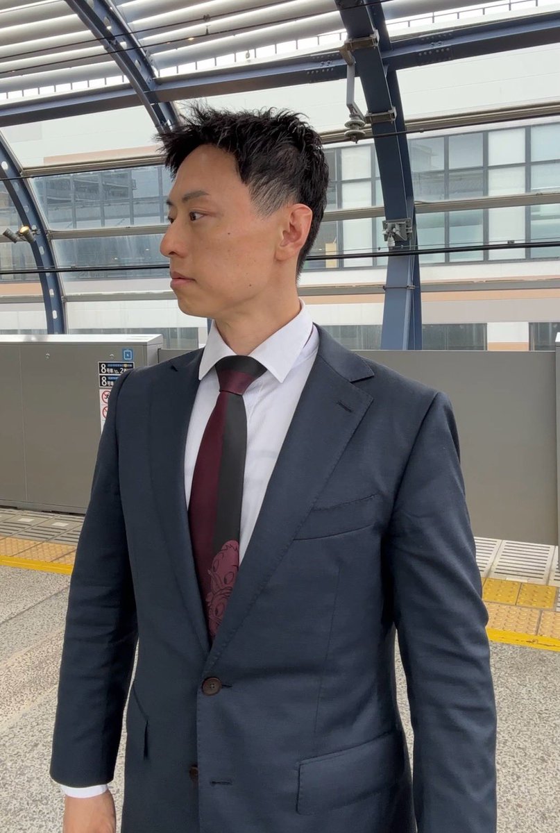 介の助 tweet media