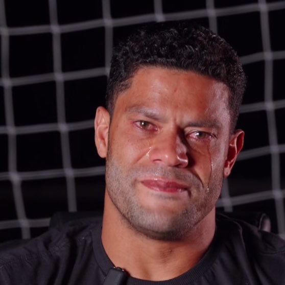 “Por que vestir essa camisa não era só entrar em campo, era representar vocês.” 💔