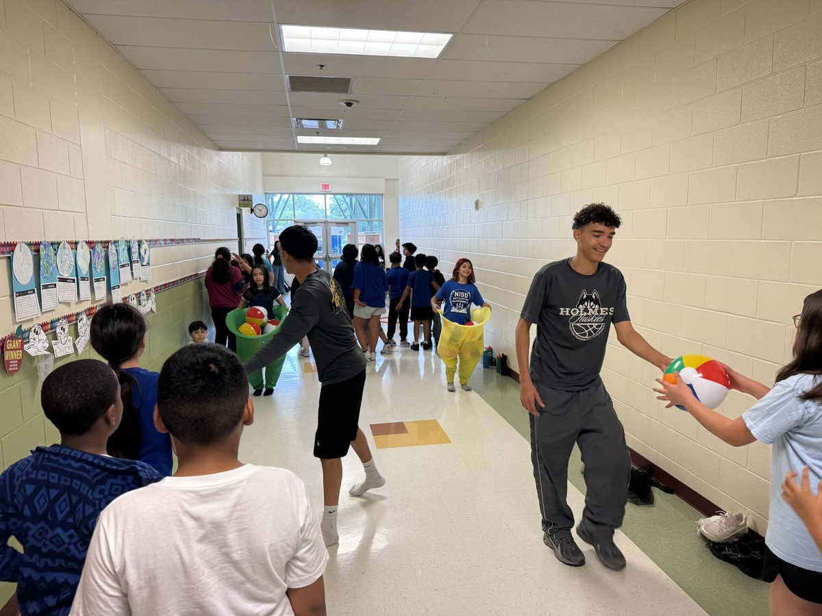 Coach Vargas tweet media