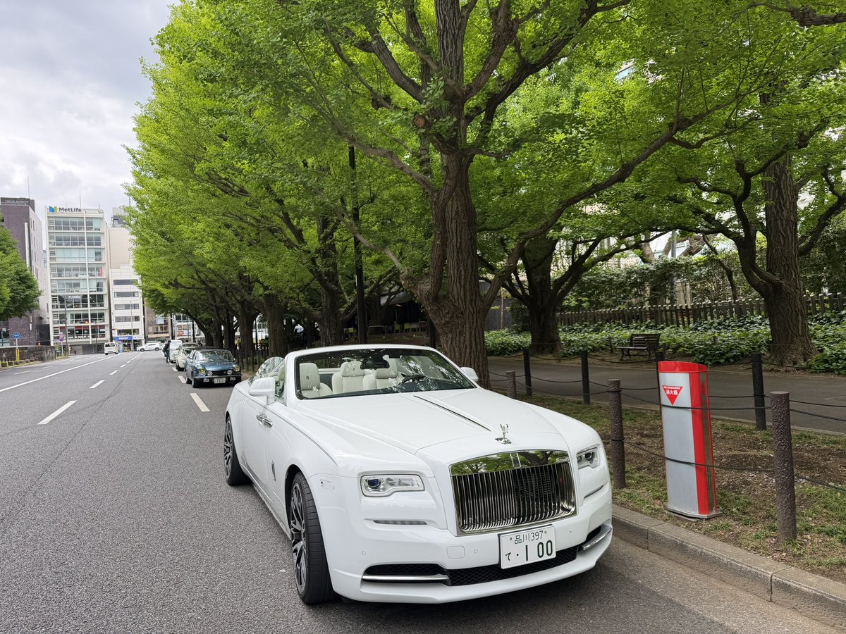 aokiachievement's tweet photo. 成功哲学

好きなことに専念すること

好きなことに専念している人間には勝てない

私はセールスが好きで、セールスでの組織づくりが好きで、人間の能力開発が好きで、経営が好きになり、
会社が発展して、気がついたら100億円を超える資産が出来ていた。

金を追って来た人生ではない。

目の前の人の喜ぶ顔を見たくて頑張って来た。
そしたら金持ちに結果なっただけだ。

もっともっと価値ある人間になりたい。
#100回聞いたら豊かになる話
 #巨富を築く思考法 
#ナポレオンヒル
 #思考は現実化する 
#アチーブメントテクノロジー特別講座 
#アチーブメント