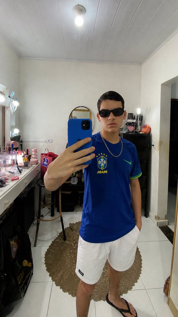 👽 tweet media