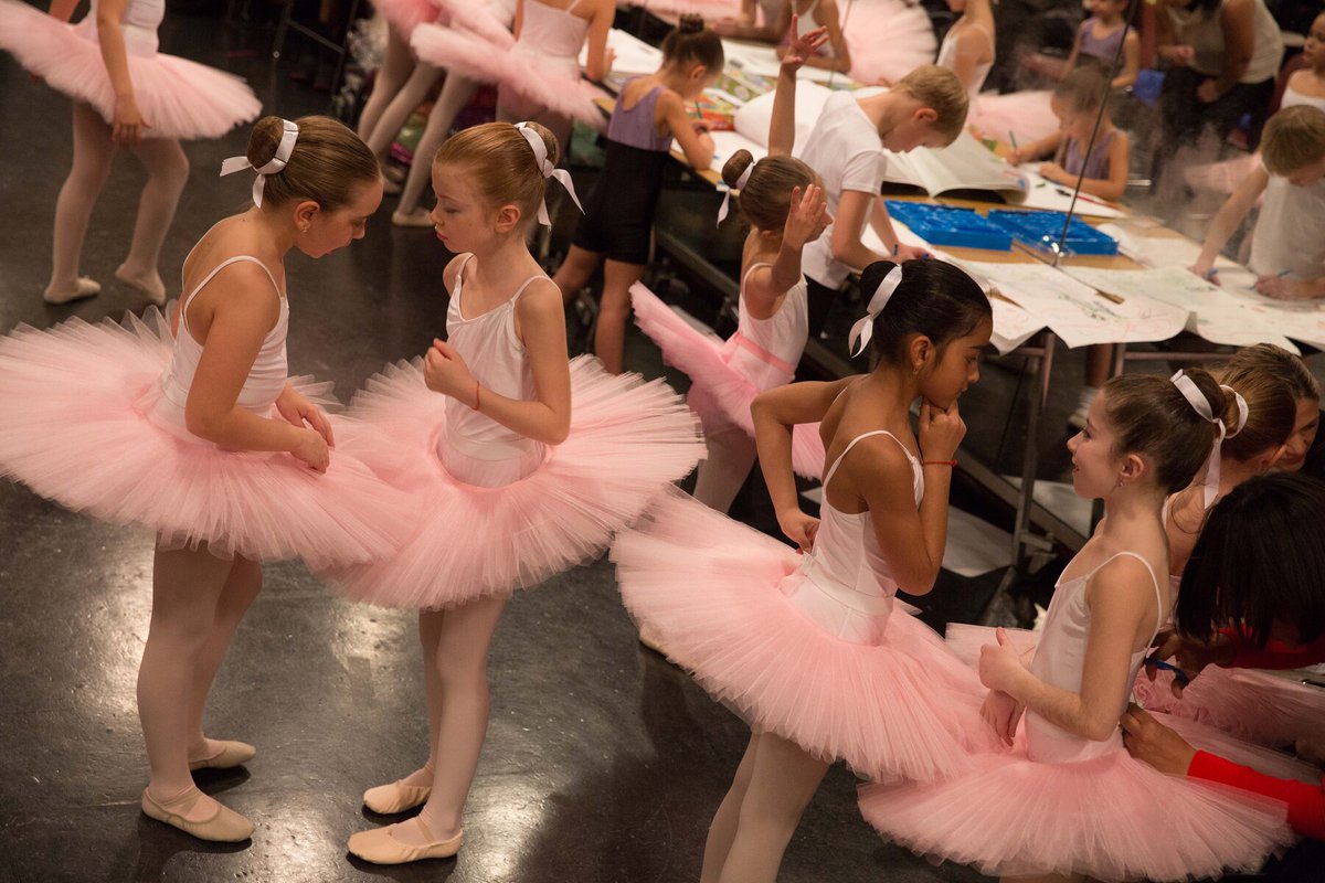 BrightonBallet's tweet image. 🌟 Register for Winter/Spring #Dance Program at Brighton #Ballet #Kingsborough! Book in-person 15 minutes Registration Appointment bit.ly/3K0Vddl or Register Online bit.ly/4fKvNzW 

Dance with us all year round! beacons.ai/invt2dance 
#SouthBrooklyn #CUNY