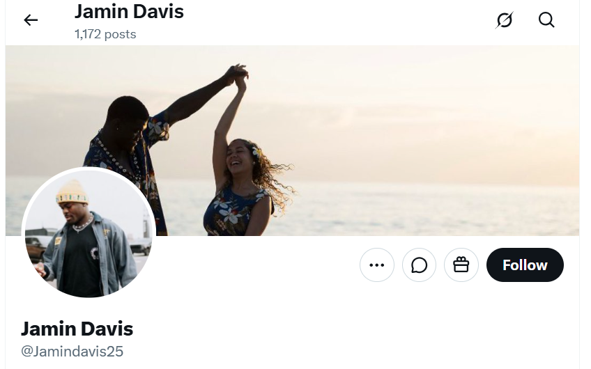 dugless1ders's tweet image. All you fkers blocked by Jamin Davis can buy my book "How to Win Friends &amp;amp; Influence People" for $99.99 to order call BR549.

Washington #Commanders #RaiseHail #HTTR 

 Two references in this post kids won't get😂