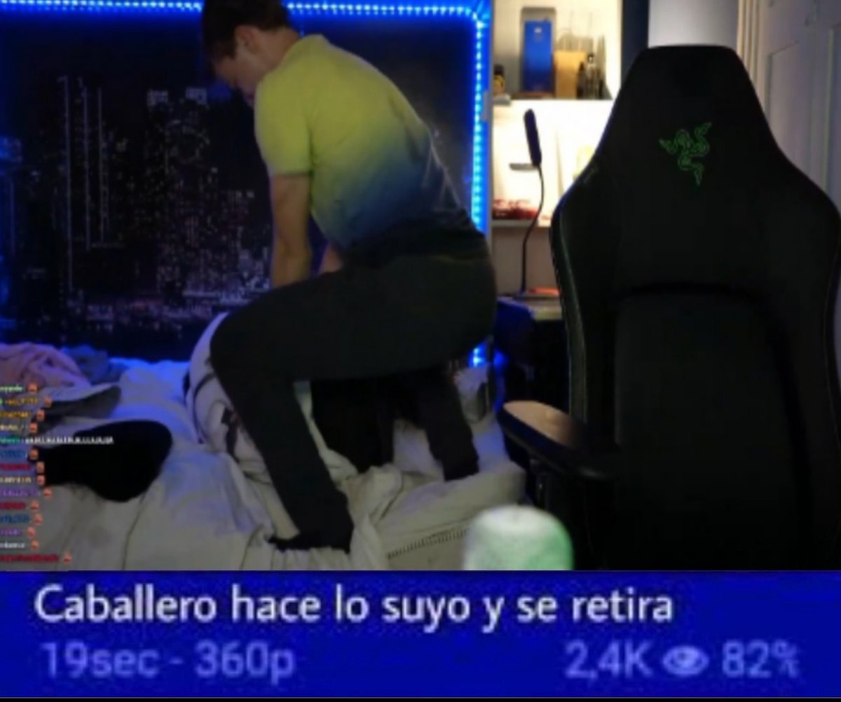 siempreapelo123's tweet photo. @mernuel_ Putazo el q de like https://t.co/HgGbc4NA8x