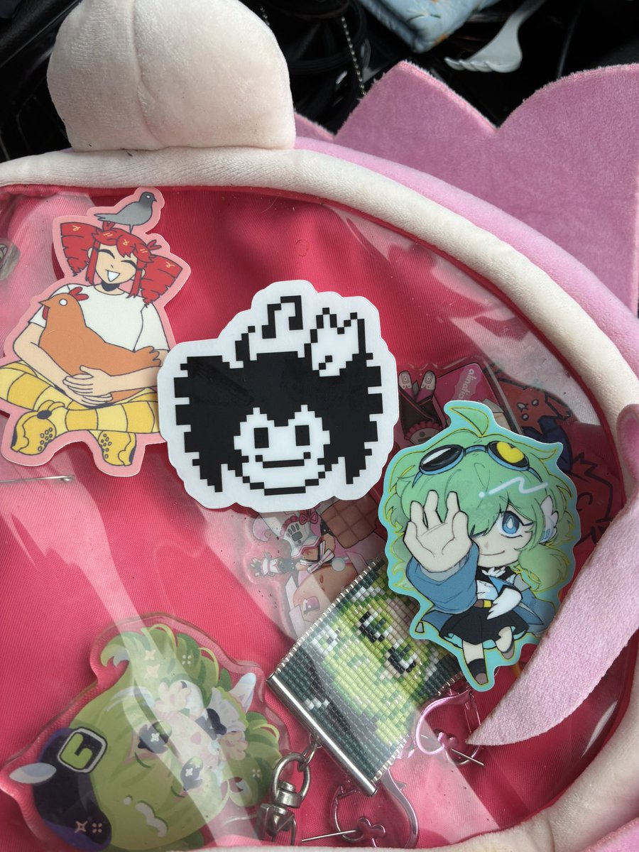 ݁˖꩜ . ݁⊹ MITZI🪽MACNE NANA ENTHUSIAST🍉 tweet media