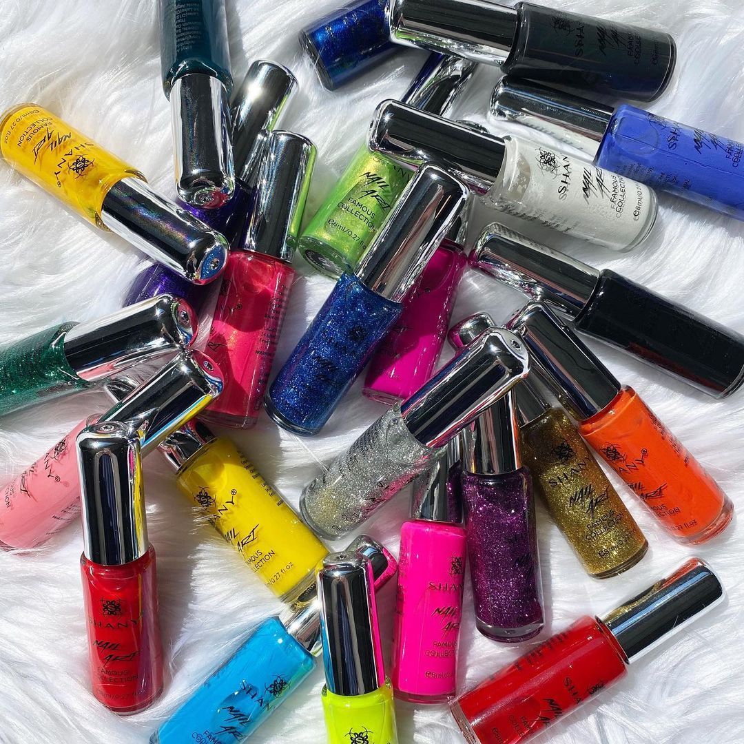 SHANYCosmetics's tweet photo. Ready to brighten your day? 💅✨ Dive into a world of color with SHANY! Which shade matches your mood: bold, bright, or glitter glam? Drop your pick below and let your nails do the talking! https://t.co/gol7J3N3HK