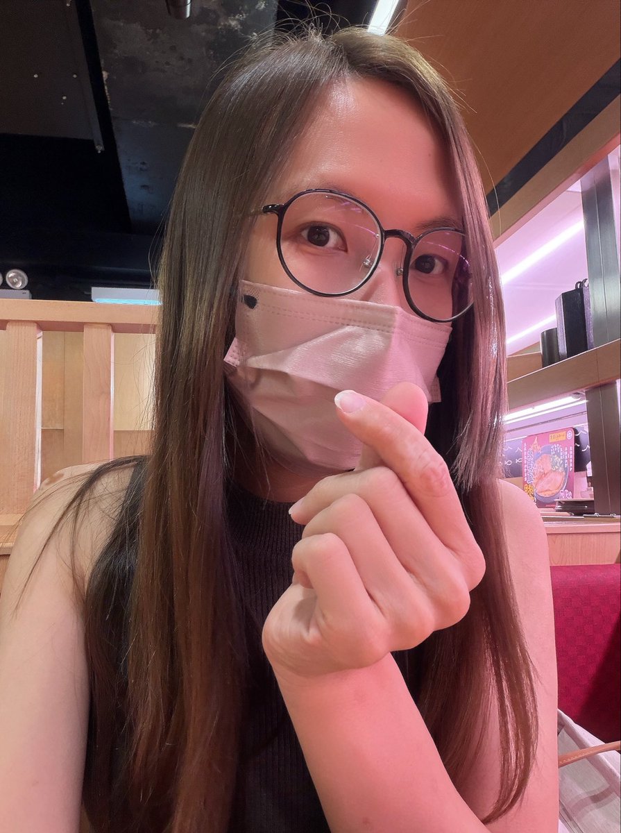 Carlie tweet media